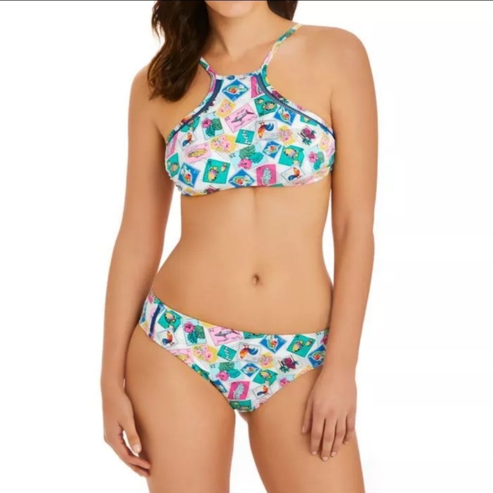 NWT Vera Bradley Top Large Bottom Medium